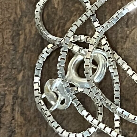 Vtg. Solid 925 Marcasite Pendant w Natural Ruby on a Solid Sterling Box Chain - Picture 11 of 16